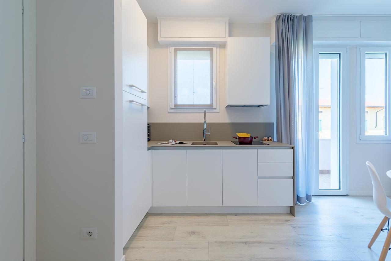 Appartamento Valeria By Wonderful Italy Sirmione Exteriör bild