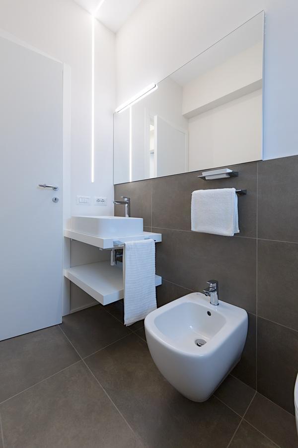 Appartamento Valeria By Wonderful Italy Sirmione Exteriör bild
