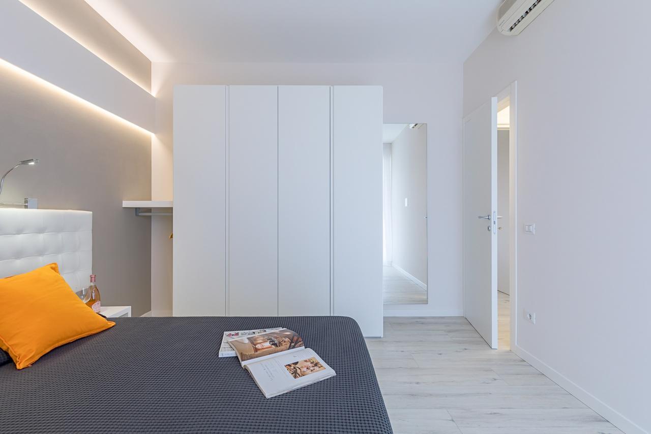 Appartamento Valeria By Wonderful Italy Sirmione Exteriör bild
